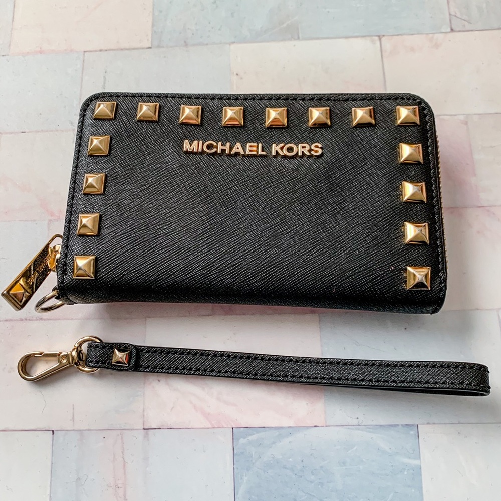 Michael Kors small clutch wallet